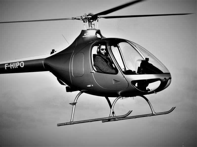 devenir-pilote-pilote-helicoptere-professionnel